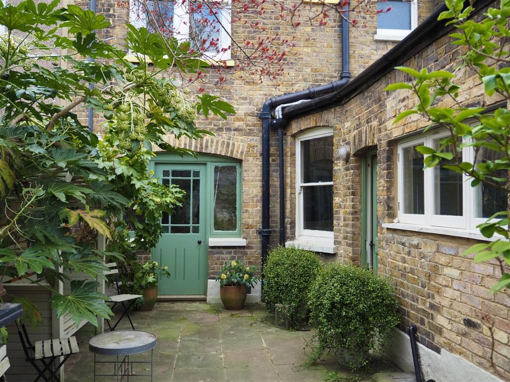 Clevedon Road SE20 7QQ - 36 of 46.jpeg