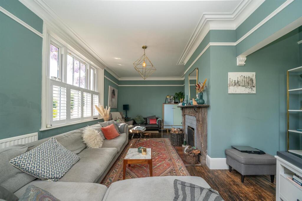 Front reception room