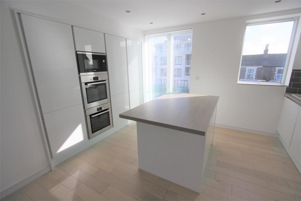 9 Towan Heights Kitchen
