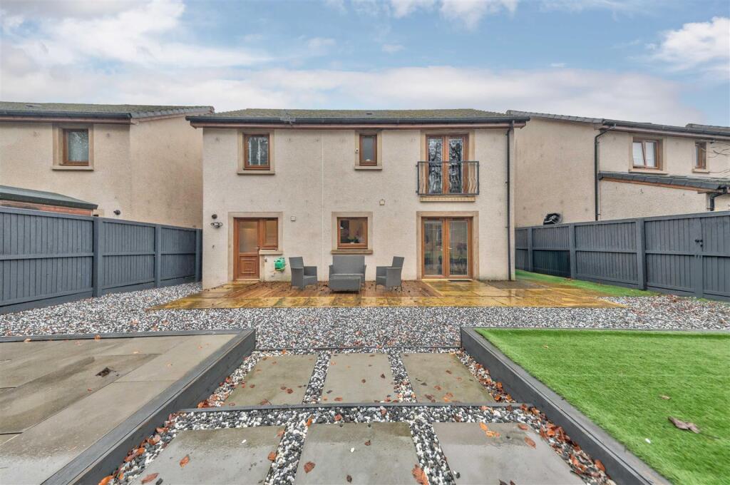 7 Millburn Gardens Dundee-31.JPG