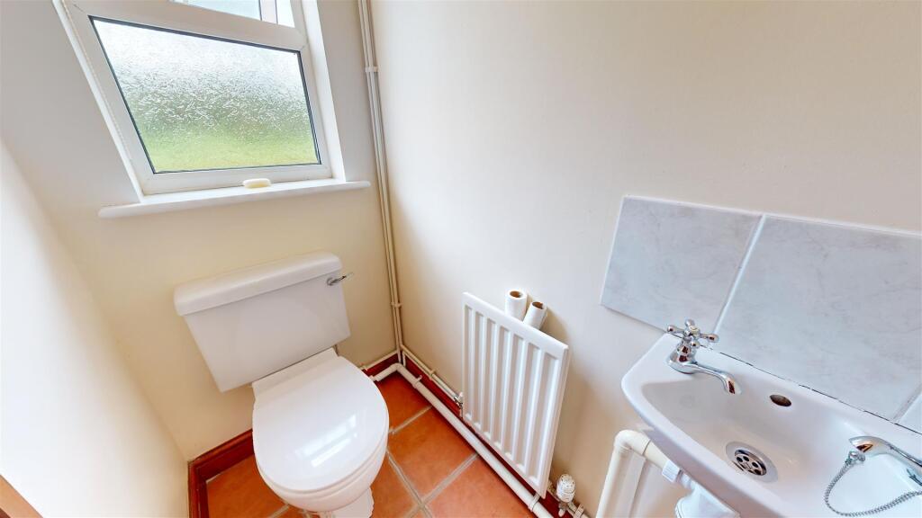 CLOAKROOM/WC