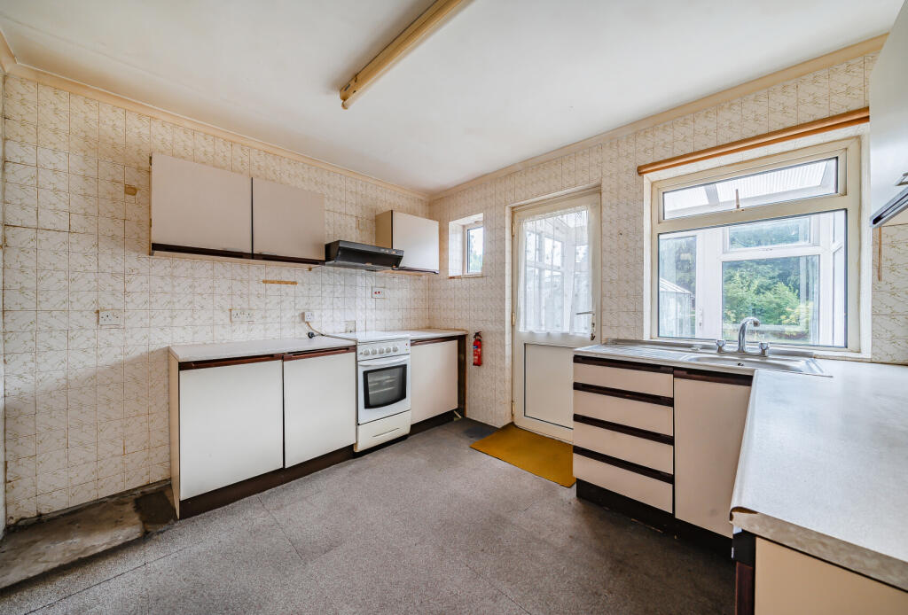 1330820-14-68879d...