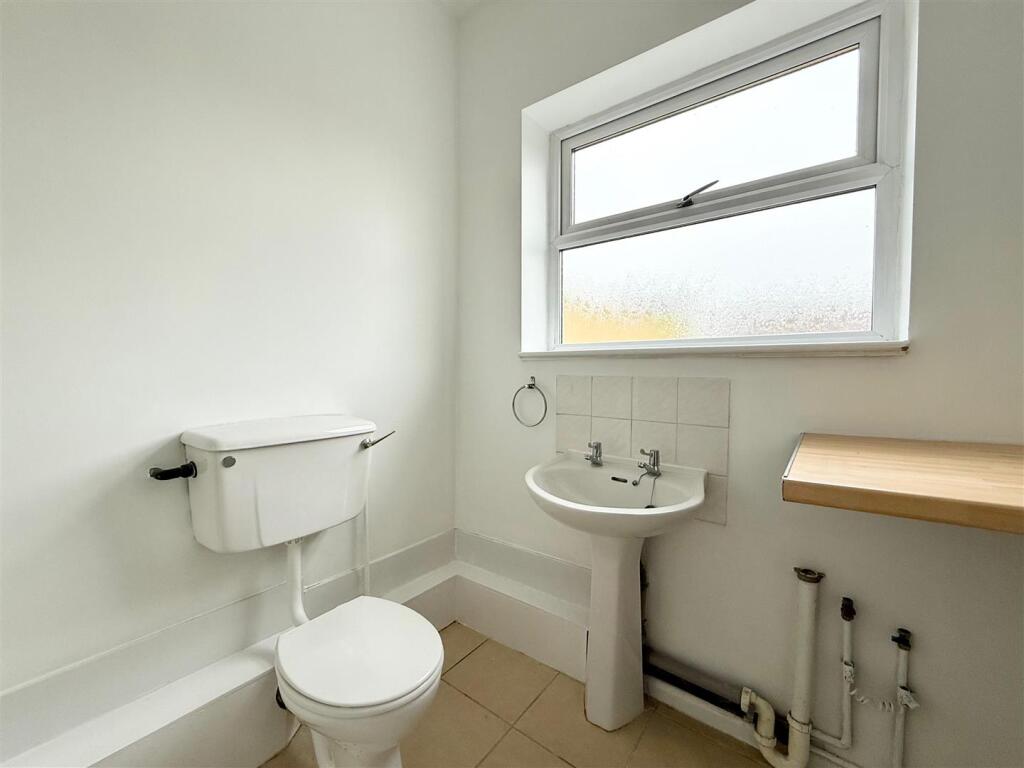 Downstairs shower room