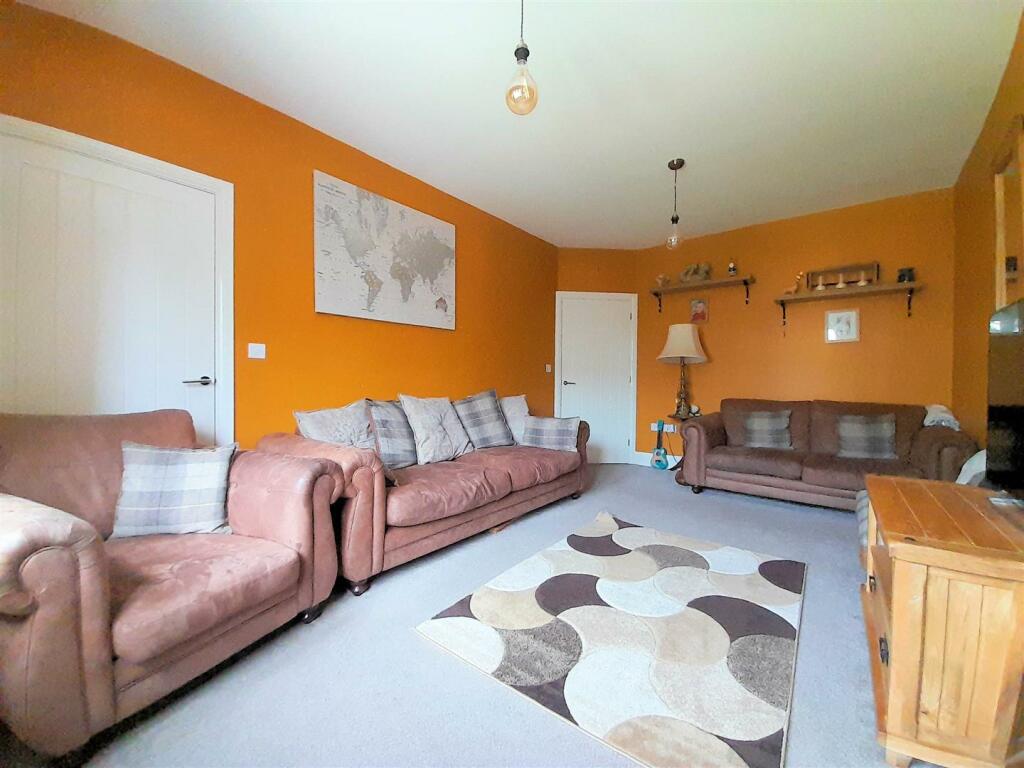 living room 2.jpg