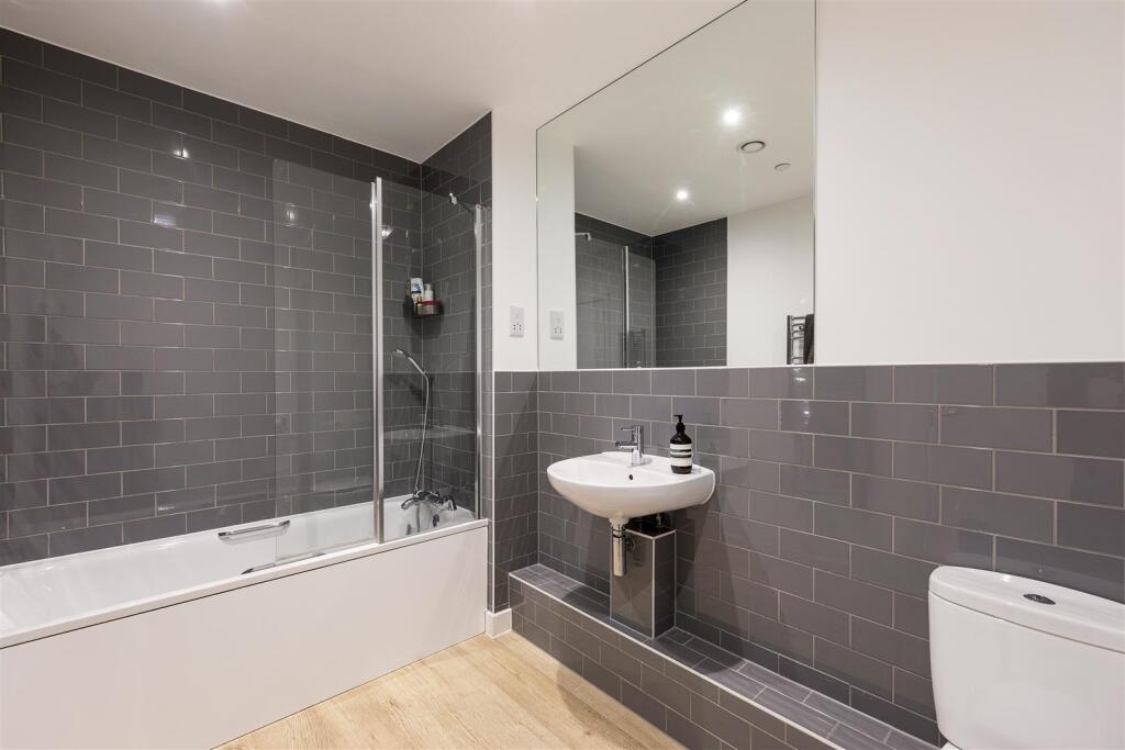 Old Brewery Way, E17