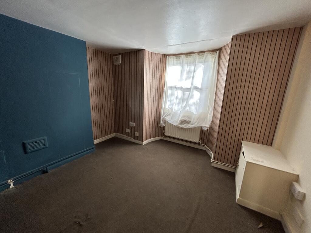 MEDIA_IMAGE_TEXT_06