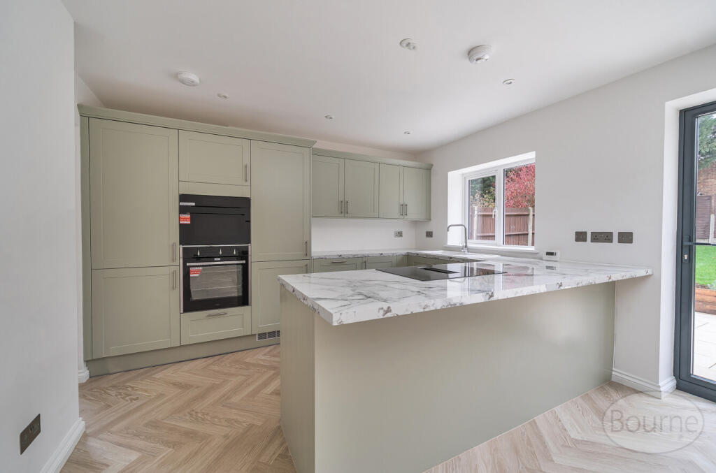 e7cd9560-50bd-41d...