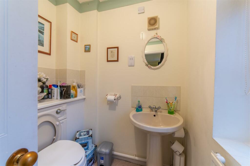 37 Birch Grove-7.jpg