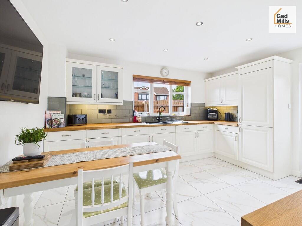 CAM04261G0-PR0068...