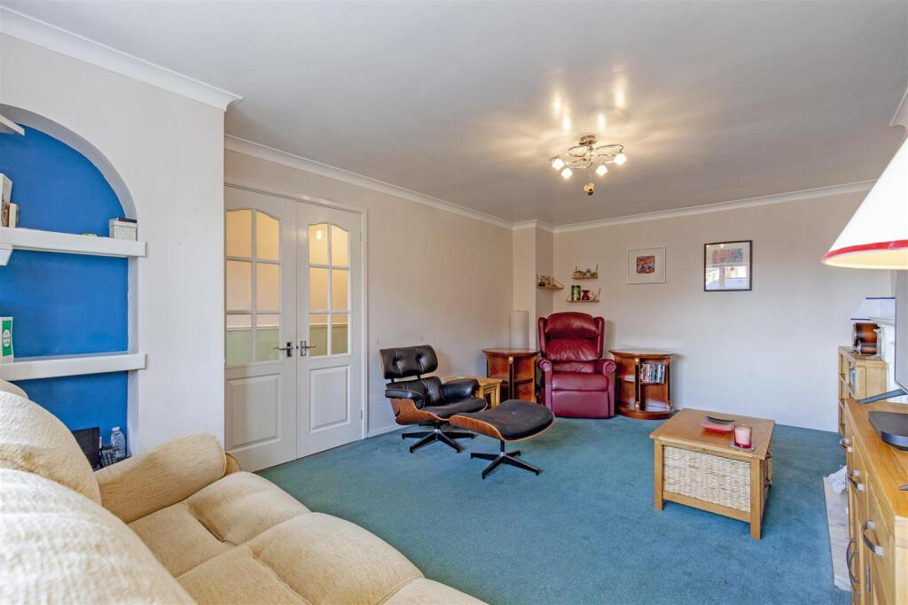 Reception Room-2.jpg
