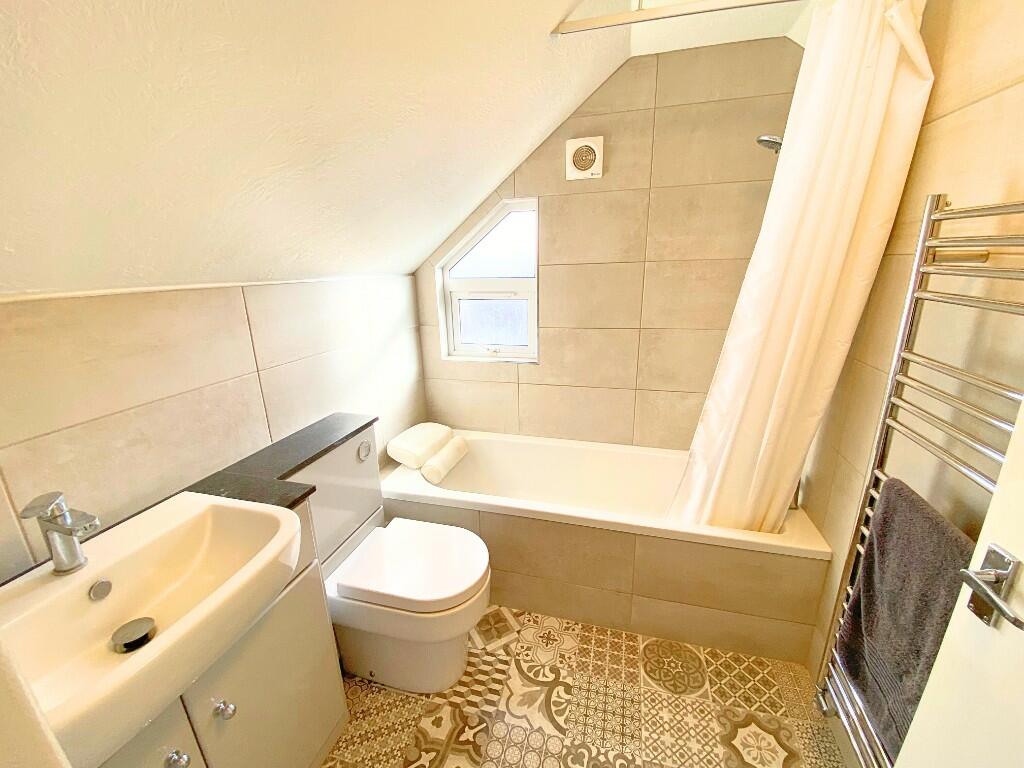En Suite Bathroom