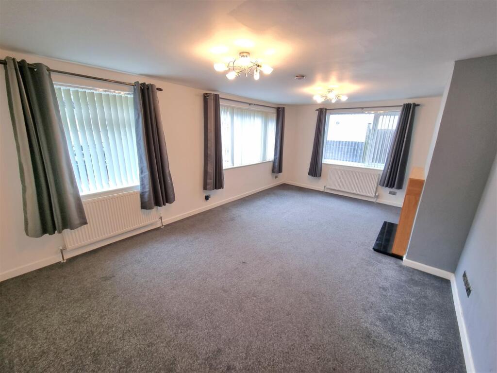 Sitting room.jpg
