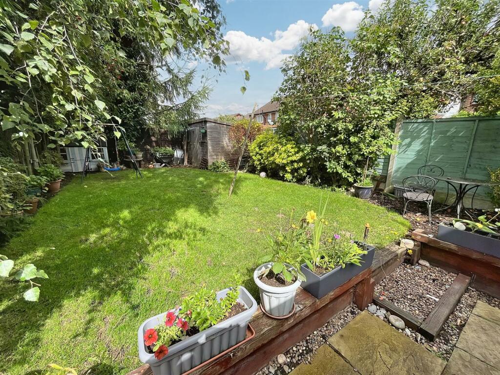Gardens Aspect 3.jpg