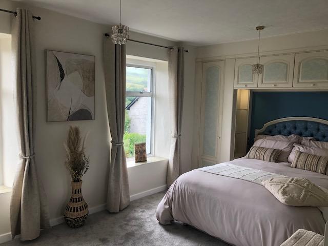 Bedroom 26 James St.jpeg