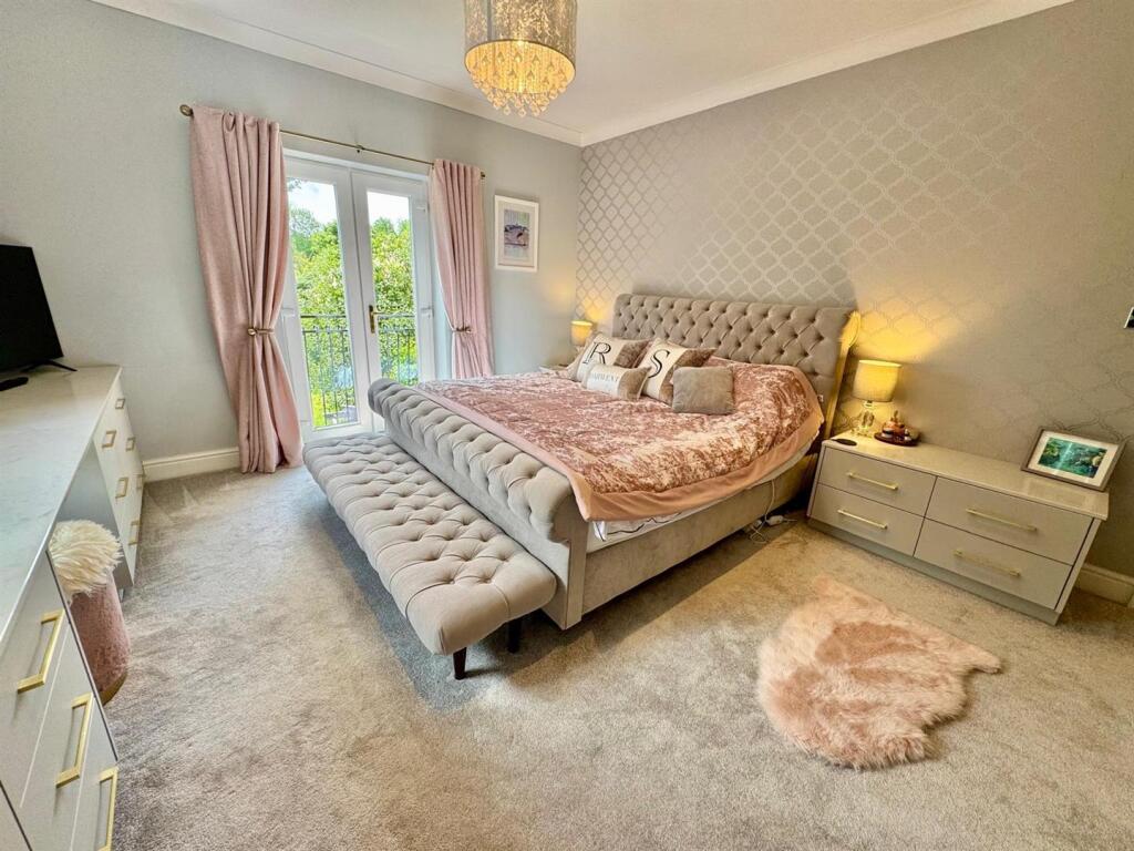 PHOTO-2025-07-06-18-50-37 (4).jpg