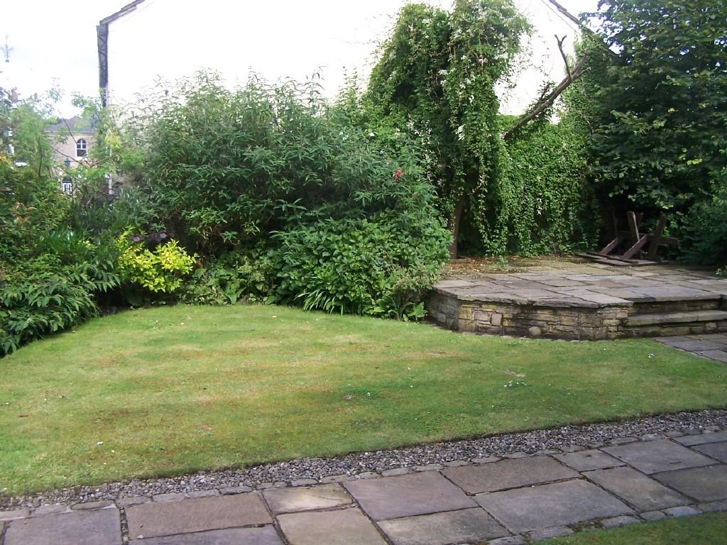 Front lawn &amp; patio