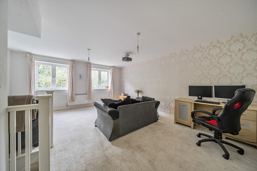 Sitting room 3