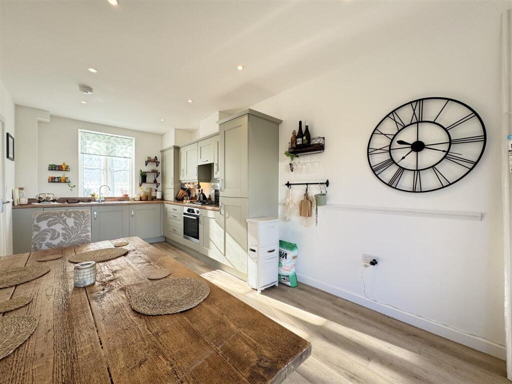 Kitchen Diner