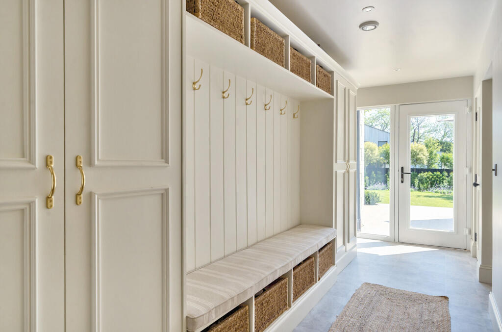 1311532-20-685407...