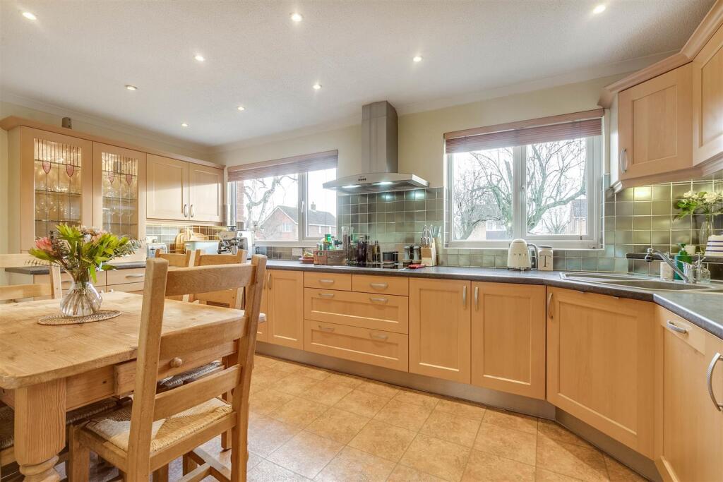 Brandles Road 13-8.jpg