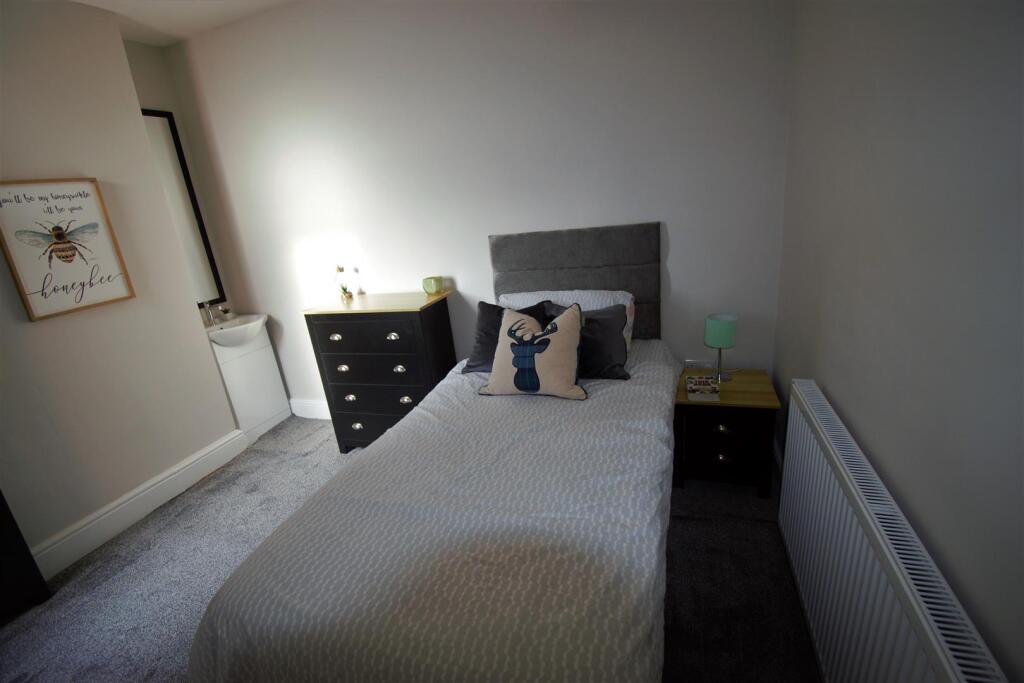 Room 4