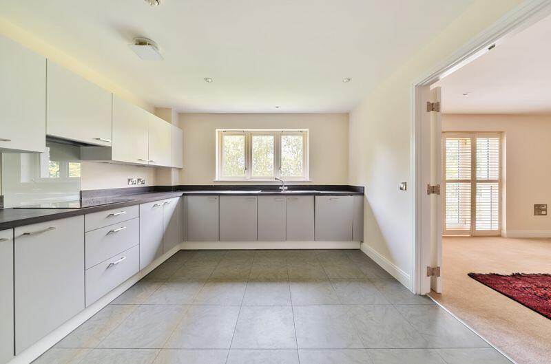 Kitchen with integrated appliances