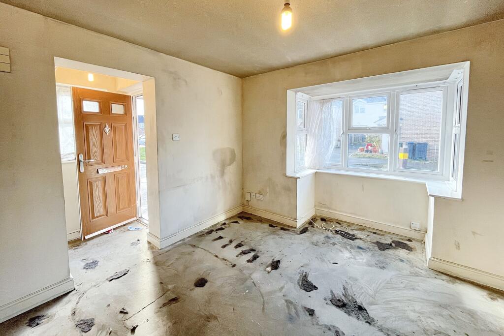 28 Springfield Place, New Malden KT3 3LJ