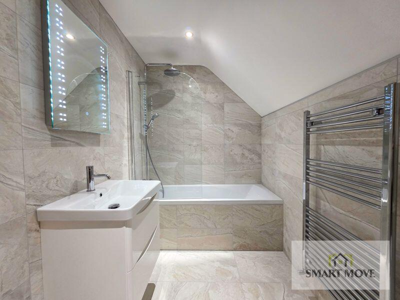 Bedroom One En Suite