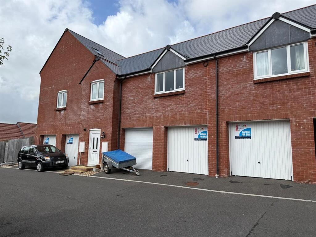 Garages F,G,H &amp; I.jpeg