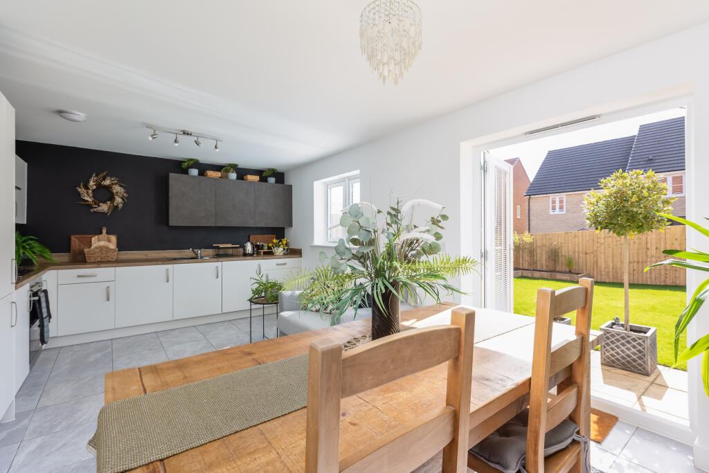 Hornbeam Road 7 Kitchen Dining Room-2