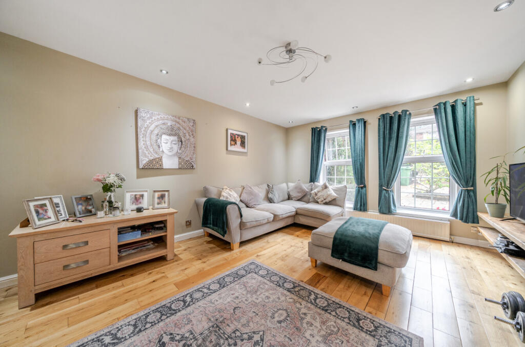 1332364-2-6890b06...