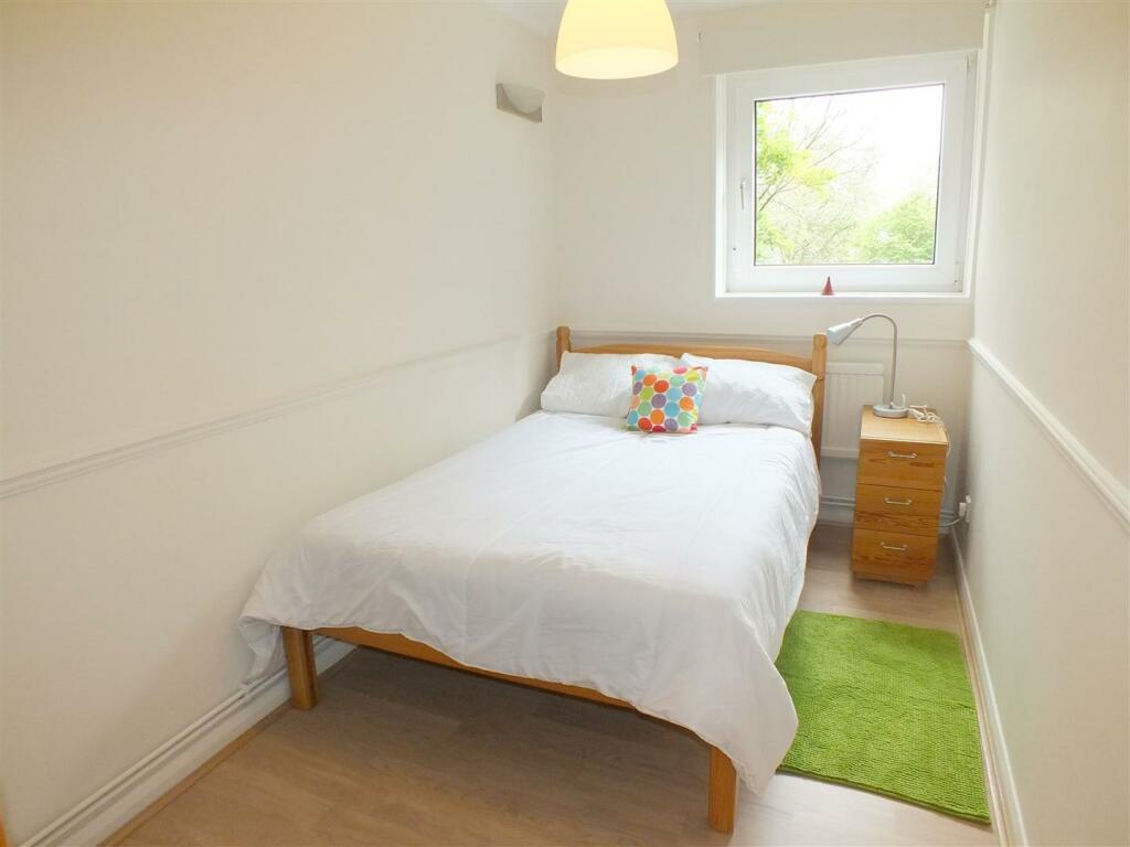 Bedroom 3.jpg