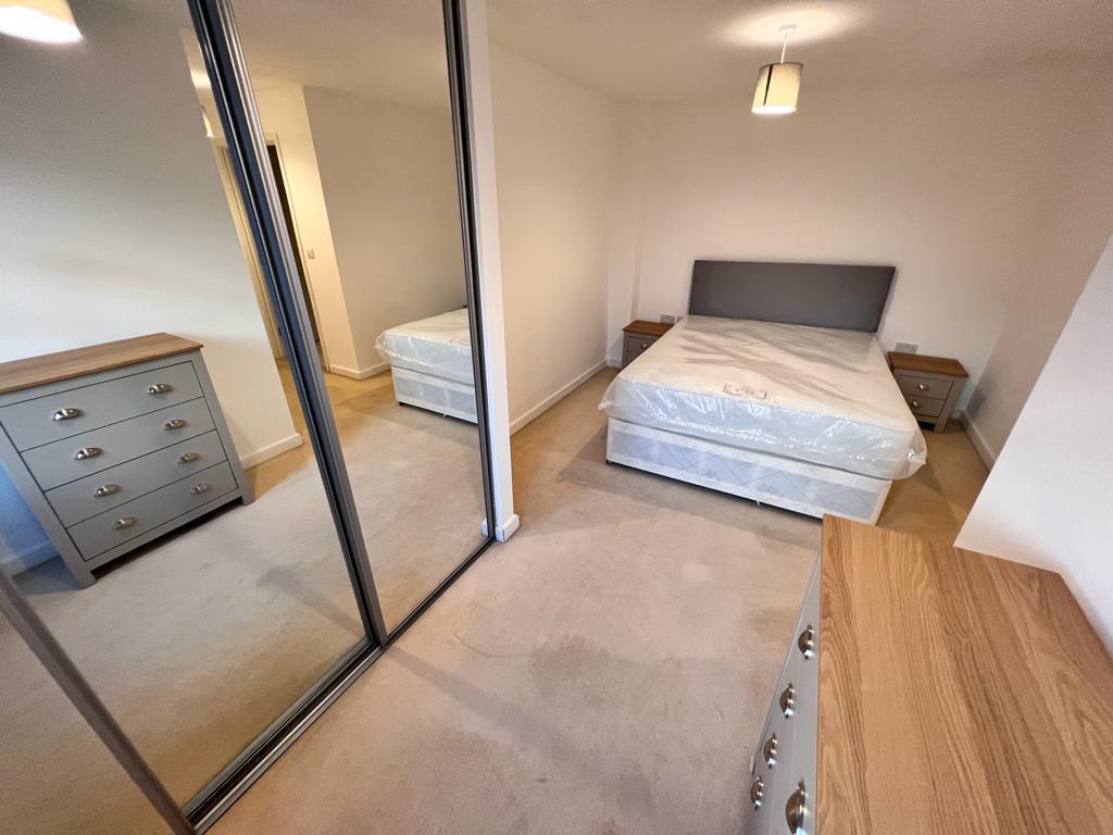 2 bed 2 bath for rent in Bow, E3