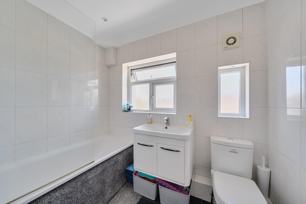 1306272-12-6852c7...