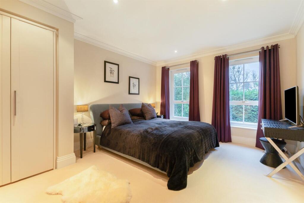 102003_Westgate-House-London-Road  (17)_low.jpg