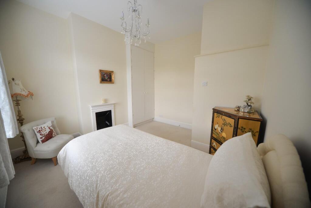 Bedroom 2 2.jpg