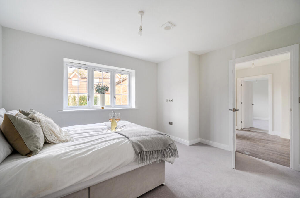 1380659-25-6914b9...