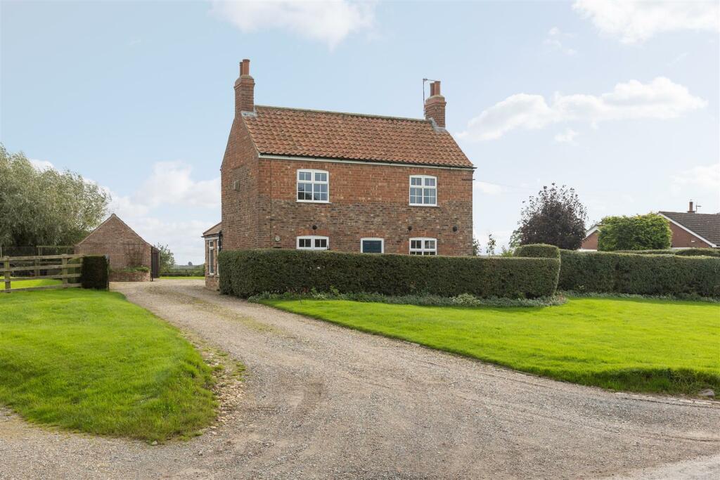 Cherry Tree Cottage External-1.jpg