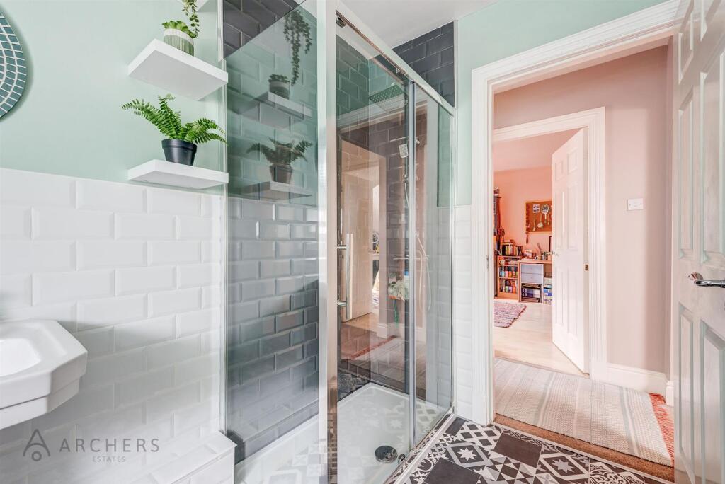 25TaptonMountClose(Interior)-35.jpg