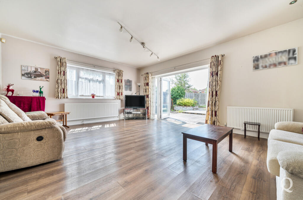 9deb692b-fcff-47e...