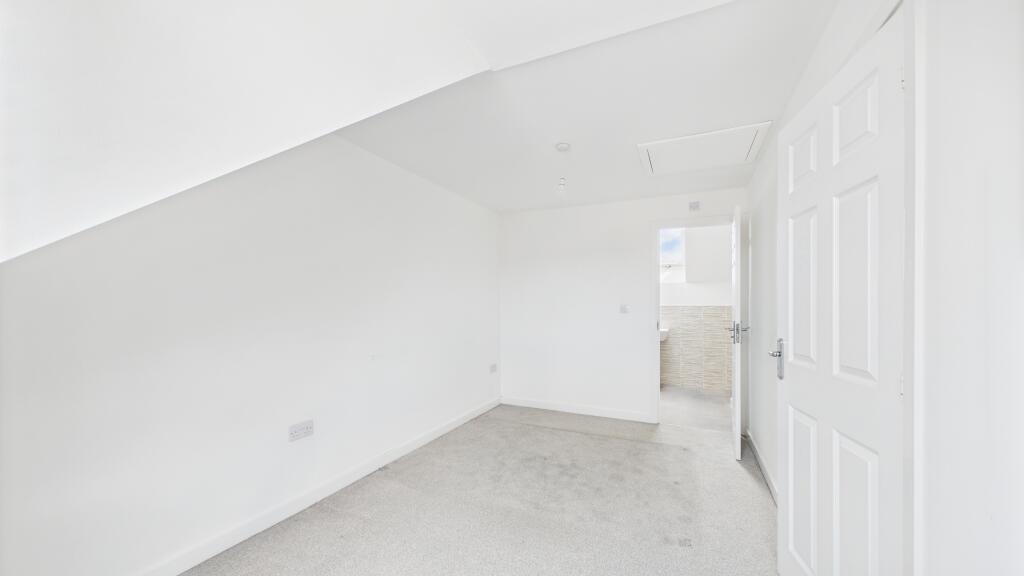 Crampbark Road - Bedroom 3 (1)