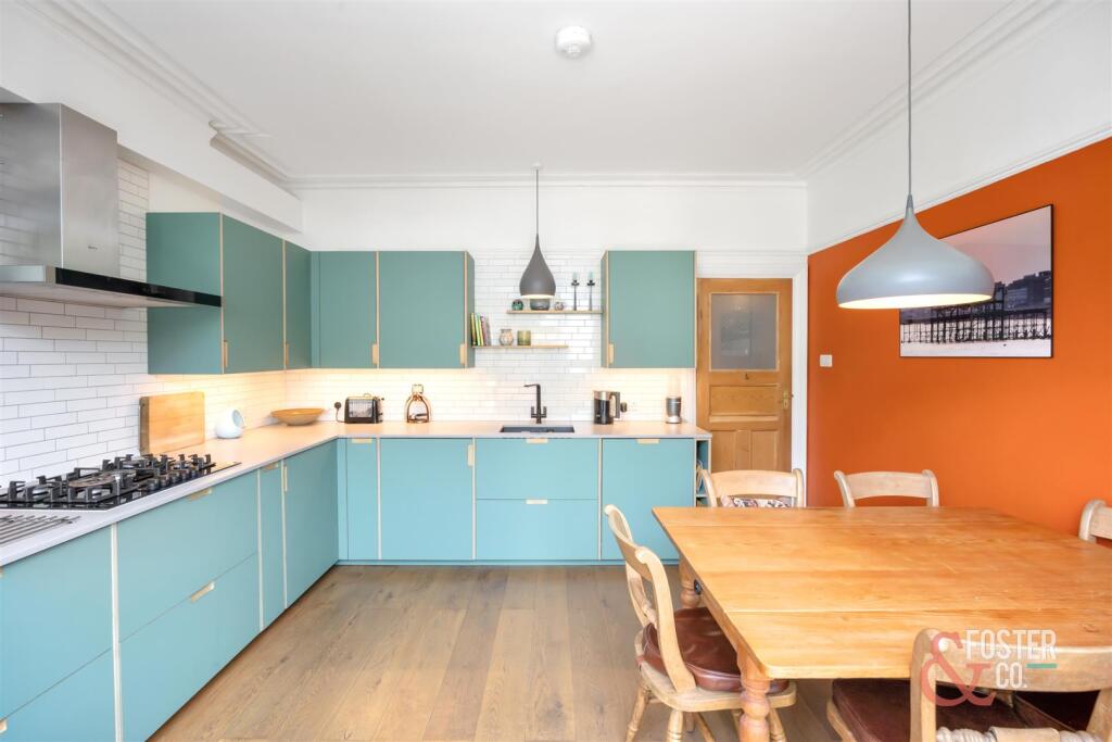 Ferndale Road, 22-008.jpg