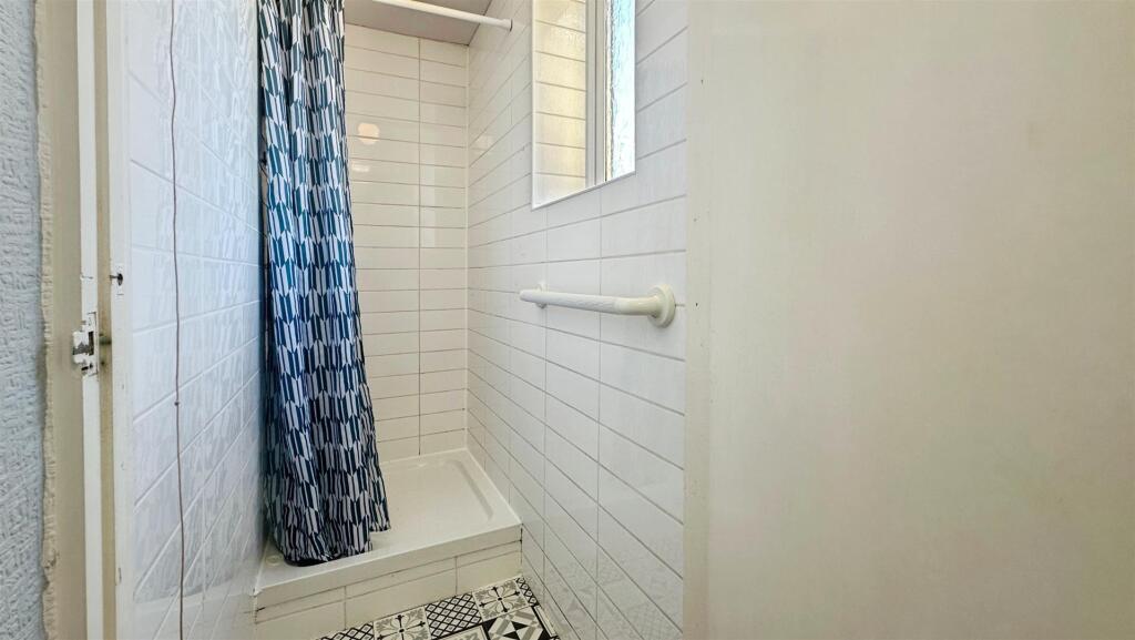 73c45248--4534-9FCD-0826FACDC1FB-37016-00000BAE16F