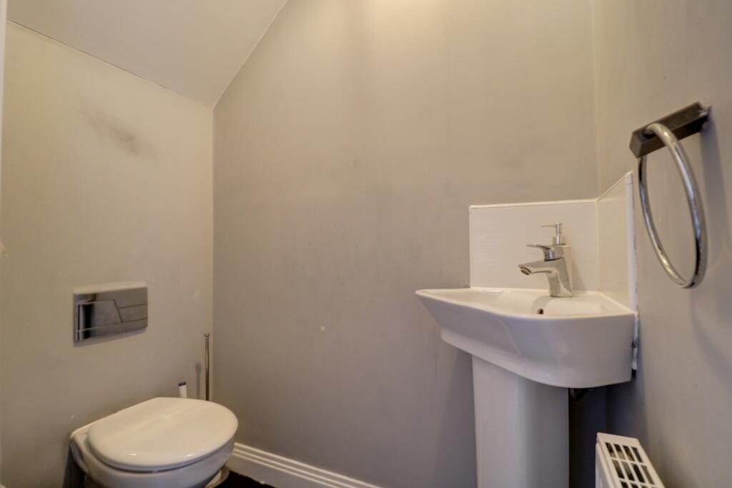 GF WC