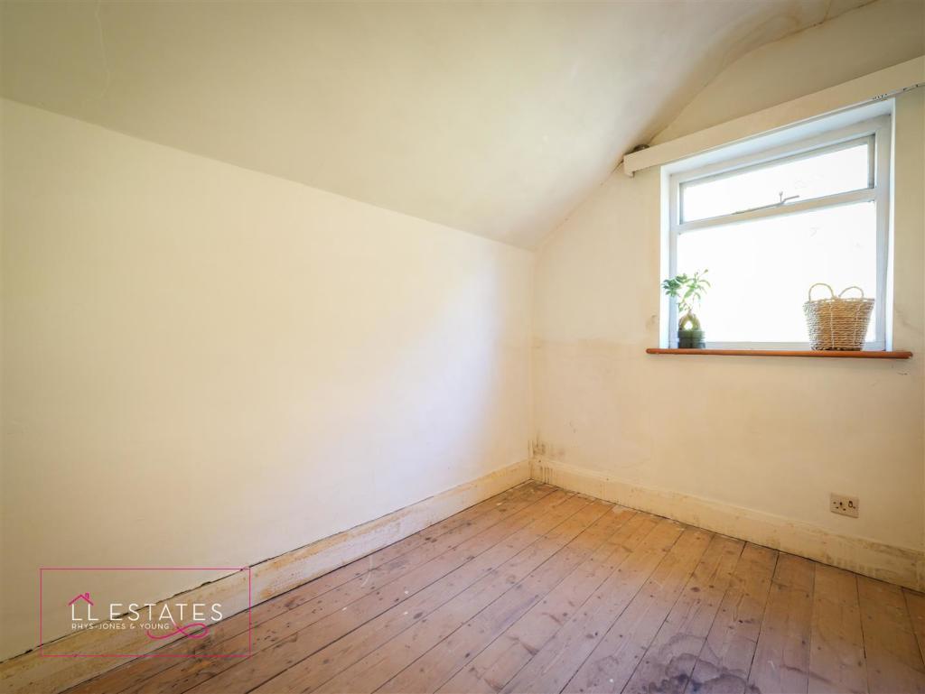 117 Cwm Road-75.jpg