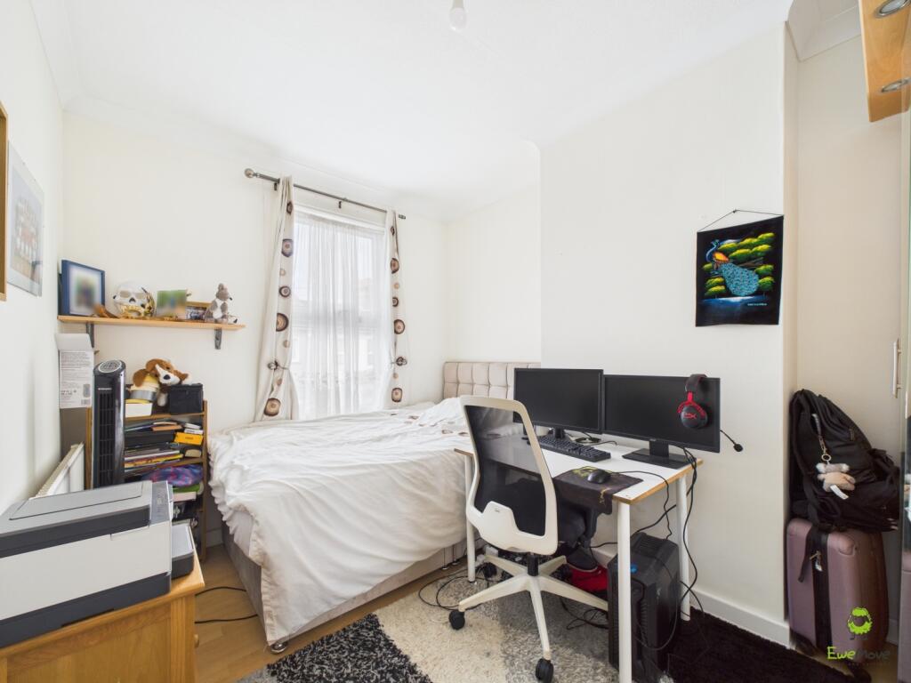 Presented by Nicoleta at EweMove Bexleyheath and D