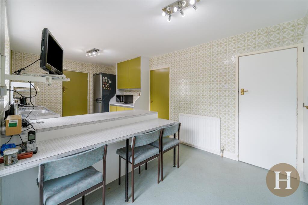 Hadleigh Estate Agents-35.jpg