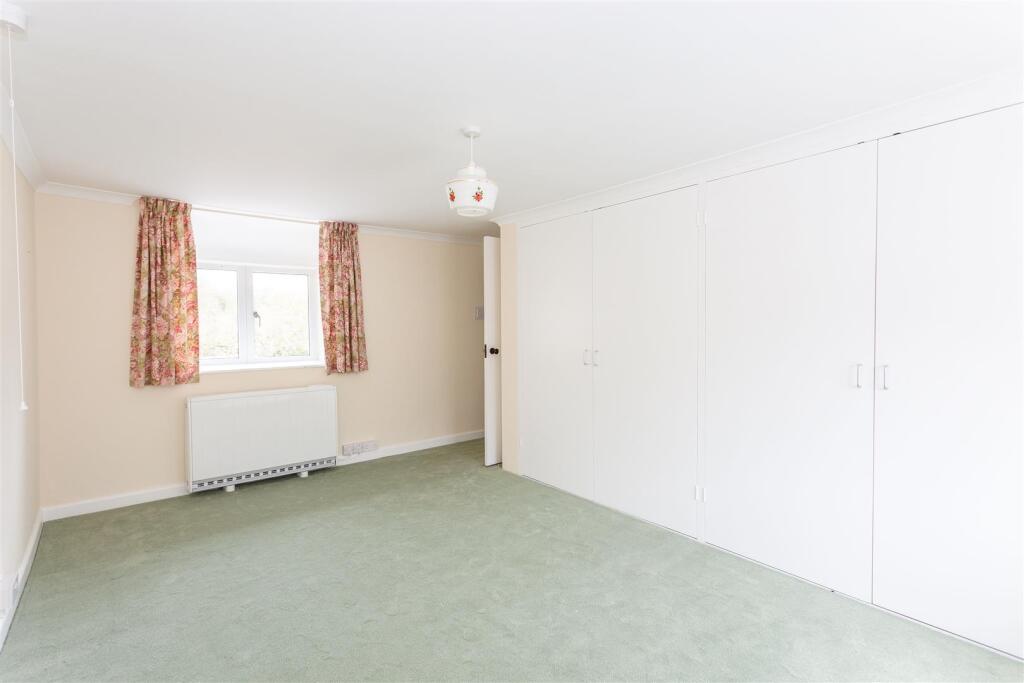Bedroom One2.jpg