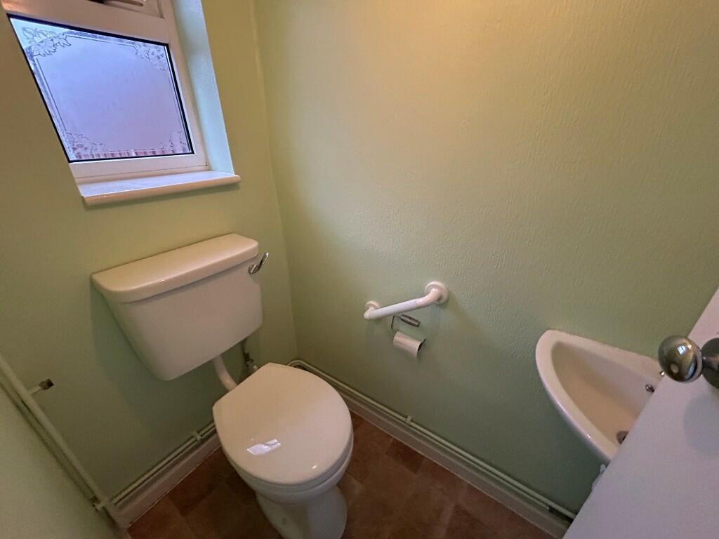 Cloakroom/WC