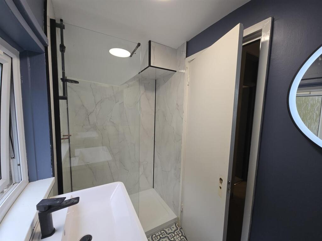 WhatsApp Image 2025-11-11 at 14.00.06_0e0d3fea.jpg